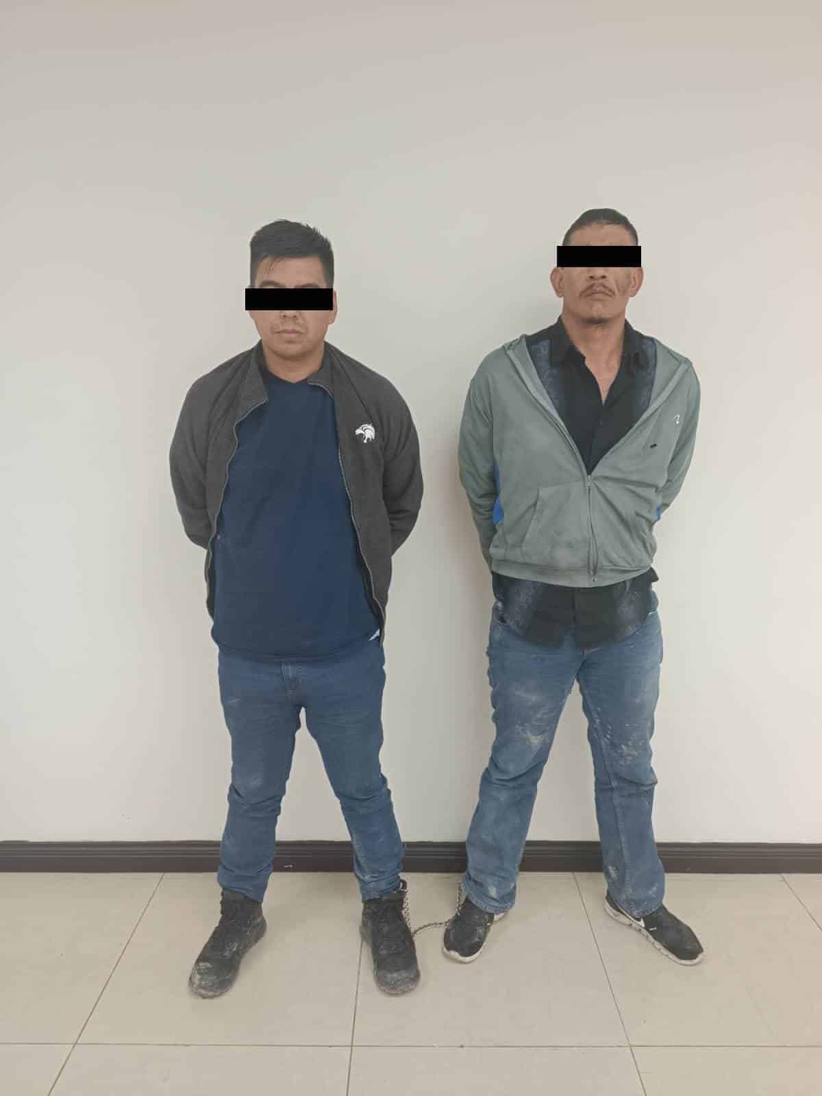 Con 35 dosis de cristal, dos presuntos narcomenudistas fueron arrestados por elementos de la policía de Cadereyta