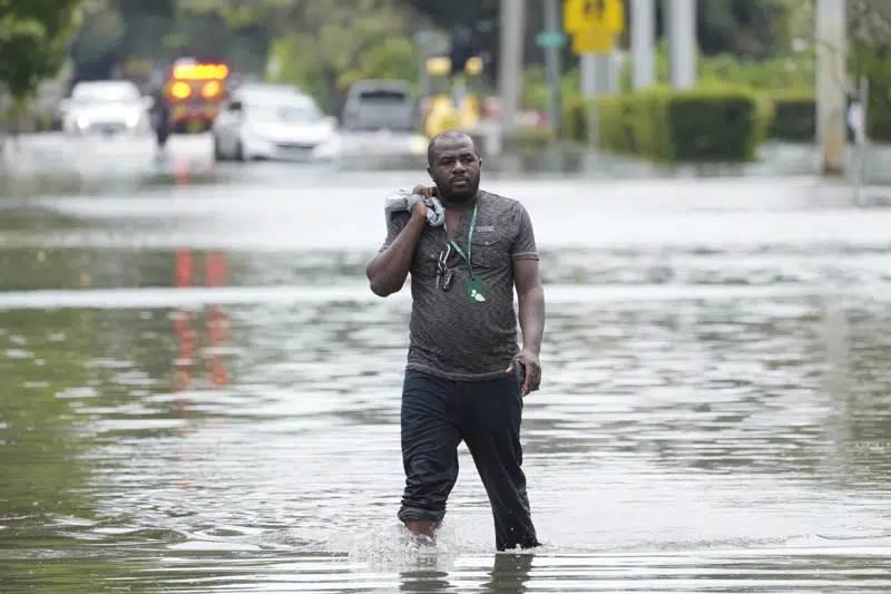Pedirá Florida ayuda por inundaciones