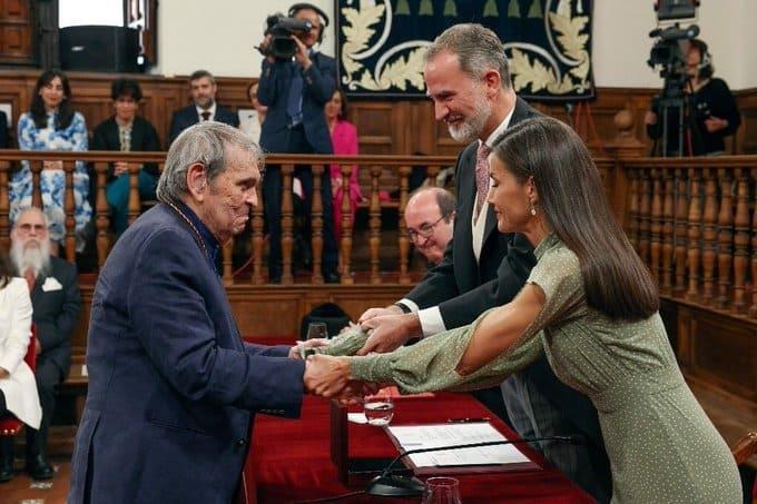 Rafael Cadenas recibe el Premio Cervantes