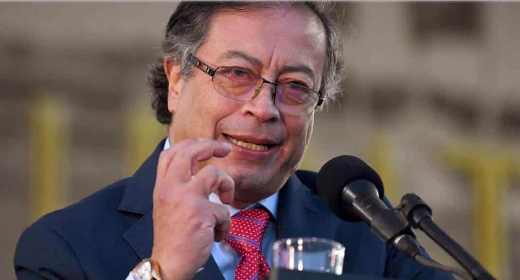 Petro asesta sacudida a la política colombiana