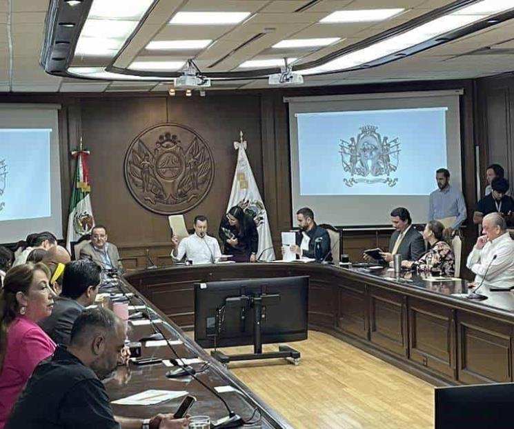 Aprueba Cabildo regio primeros 3 permisos de alcohol del año