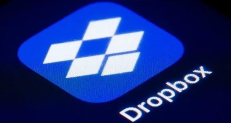 Dropbox despide a 500 empleados, se enfocará en la IA