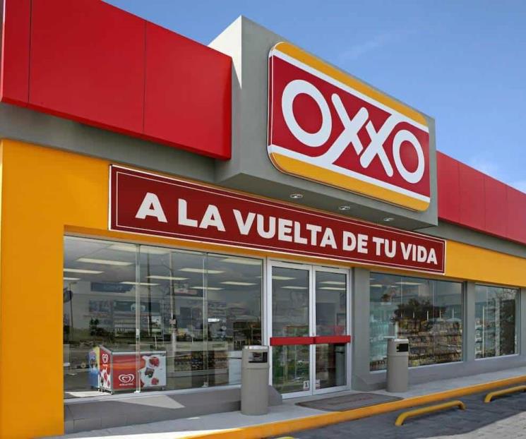 Mexicanos gastan más en Oxxo