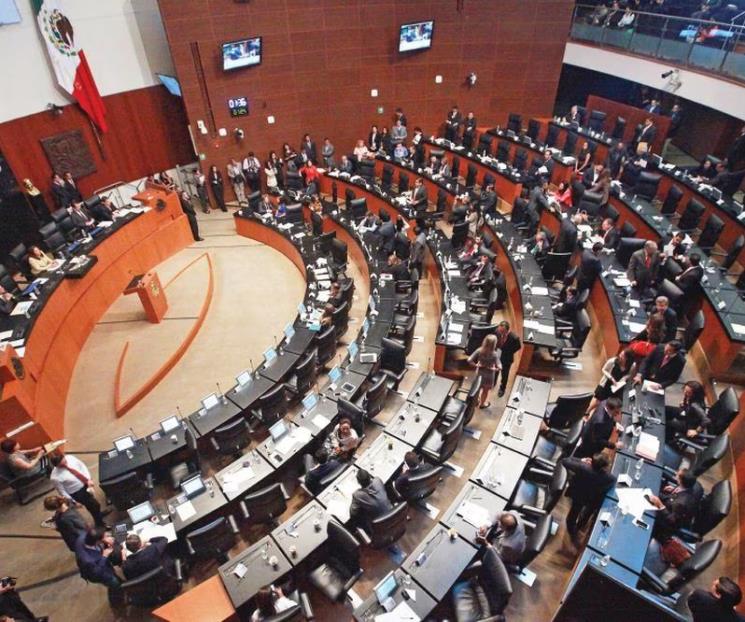 Alista Morena sesión del Senado en Palacio Nacional