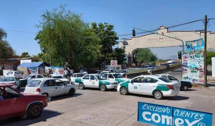 Seis alcaldes de Tierra Caliente bloquean carretera