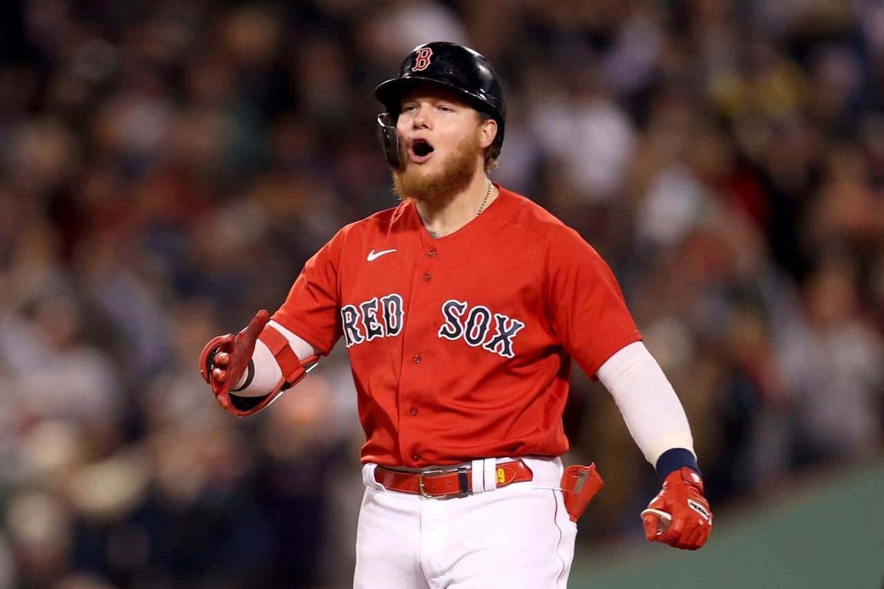 Alex Verdugo brilla en la victoria de los Red Sox sobre los Blue Jays