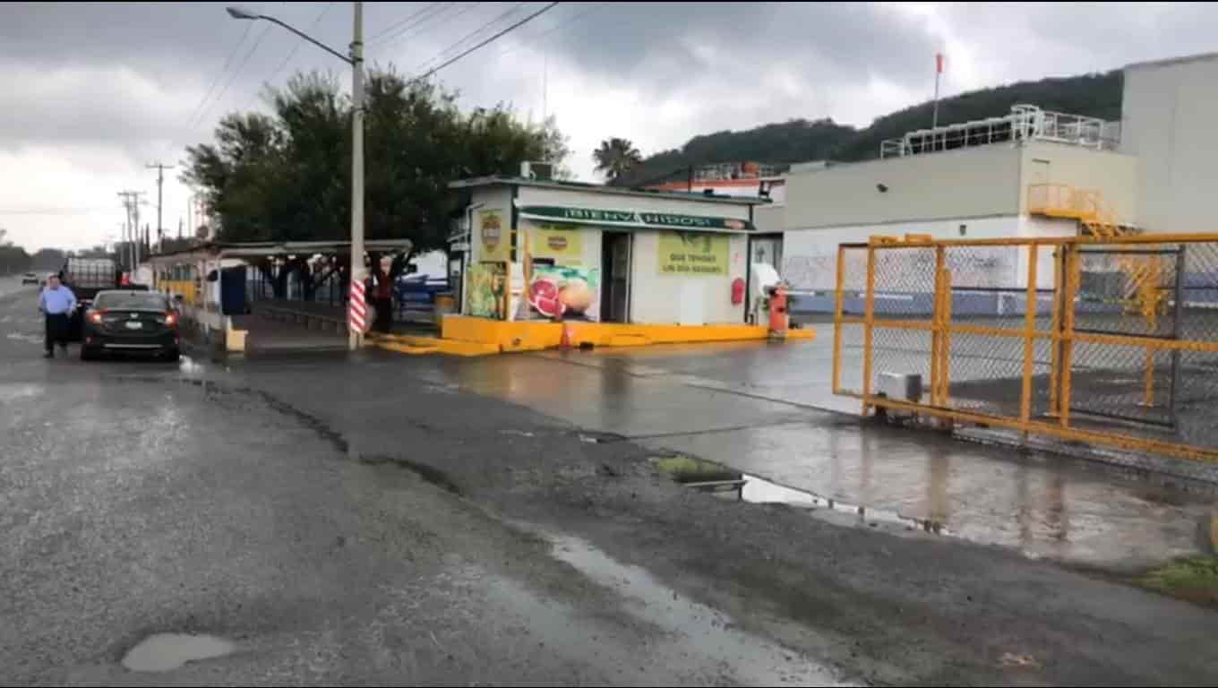 Una trabajadora de la empresa Del Monte ubicada en el municipio de Montemorelos, terminó con diversas lesiones, al sufrir una descarga eléctrica