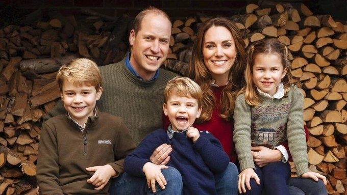 Se preparan hijos de Kate y William  para la coronación