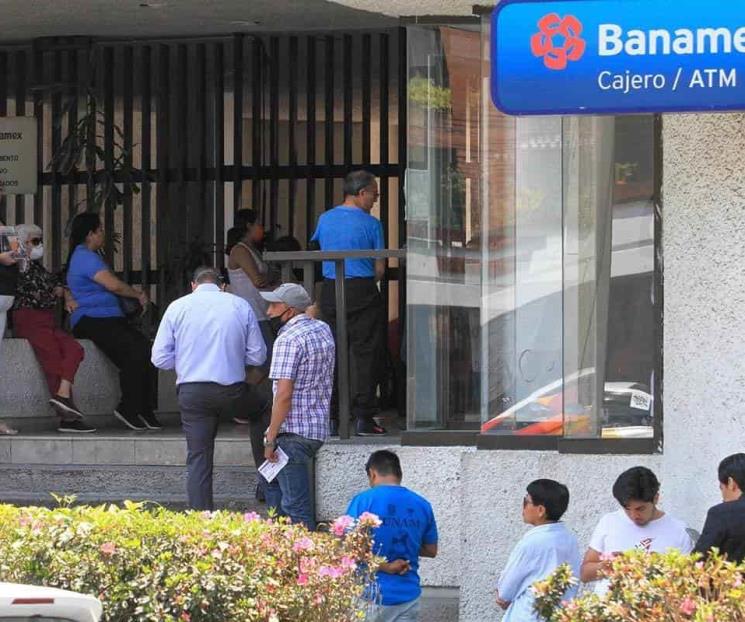¿Abren los bancos este 5 de mayo en México?