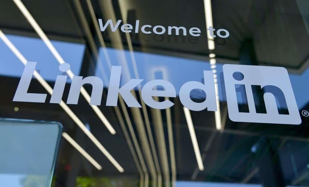 LinkedIn despide a 716 empleados