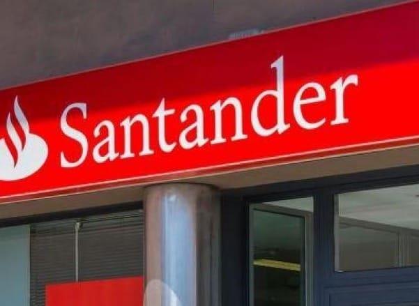 Santander duplica solicitudes de tarjetas de crédito