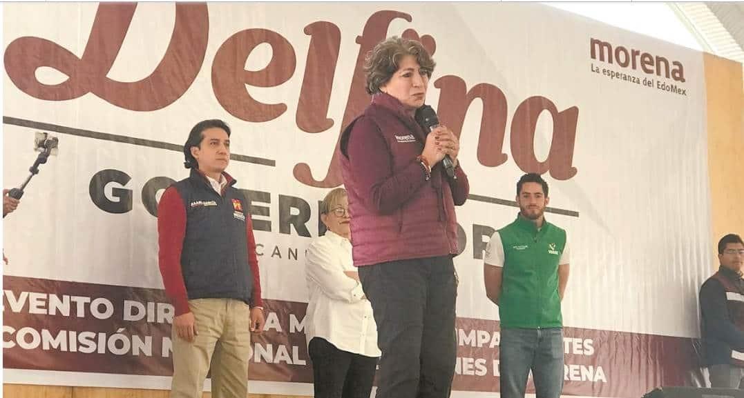 Delfina Gómez promete ayuda a los floricultores