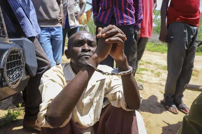 Asciende número de muertos por secta en Kenia