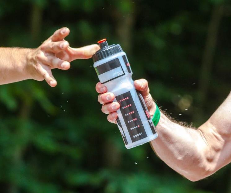 La mejor bebida para hidratarse no es el agua: estudio
