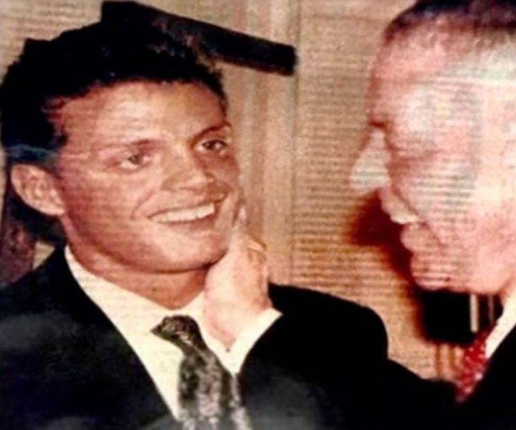 Luis Miguel comparte carta que recibió de Frank Sinatra