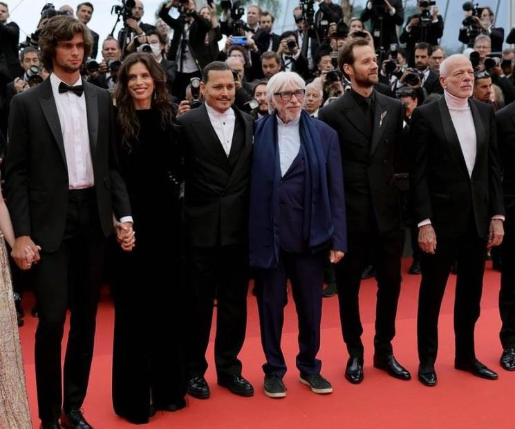 Vuelve Depp a Cannes y recupera la gloria
