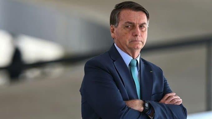 Comparece Bolsonaro por falsos certificados anticovid