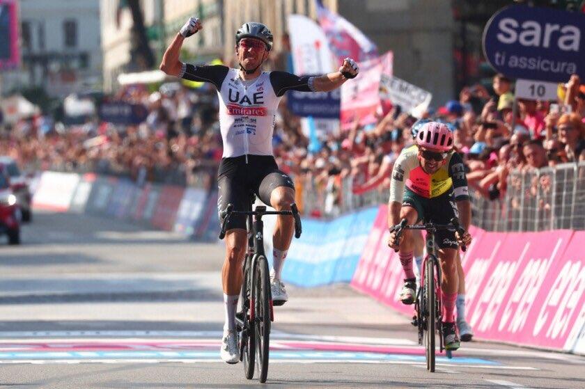 La etapa 15 del Giro de Italia se la lleva McNulty