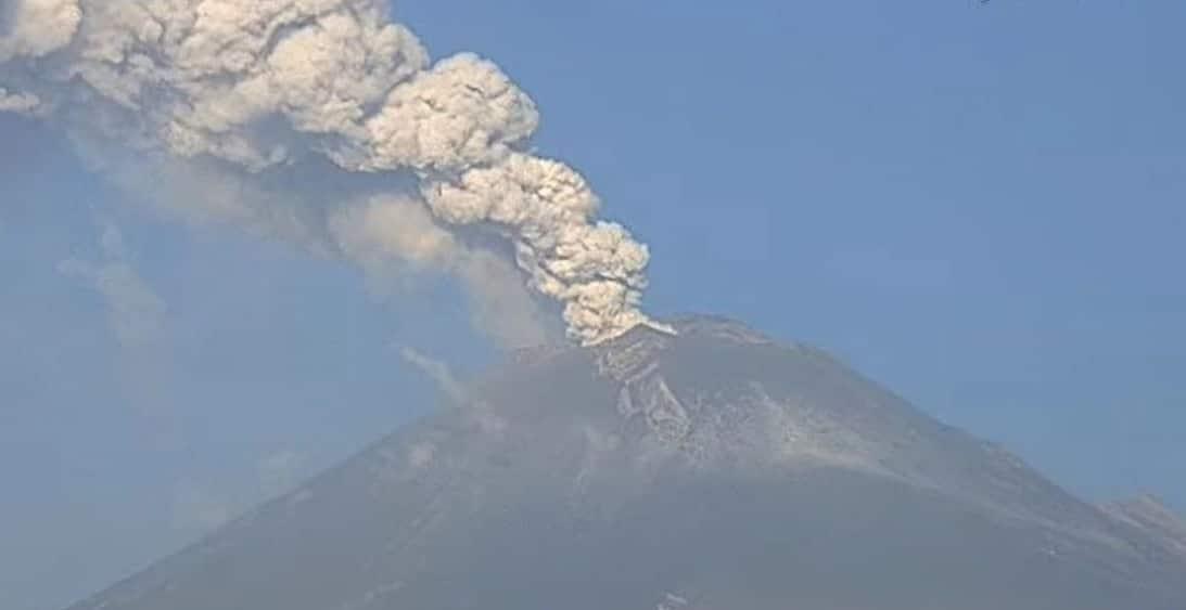 ¿Cómo amaneció este jueves el Popocatépetl?