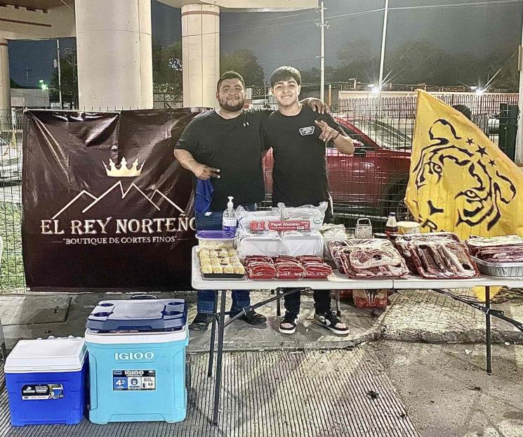 Jóvenes regalan carne asada por campeonato de Tigres