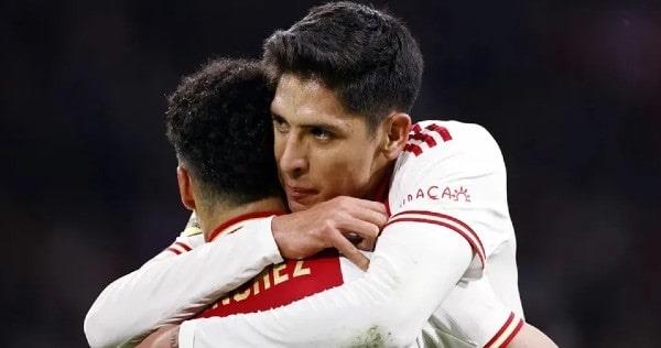 Jorge Sánchez y Edson se quedan sin técnico en el Ajax