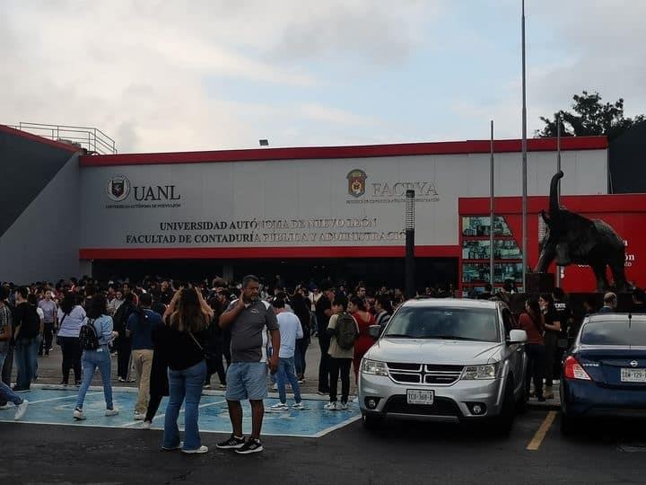 Presentan más de 35 mil jóvenes examen de ingreso a la UANL