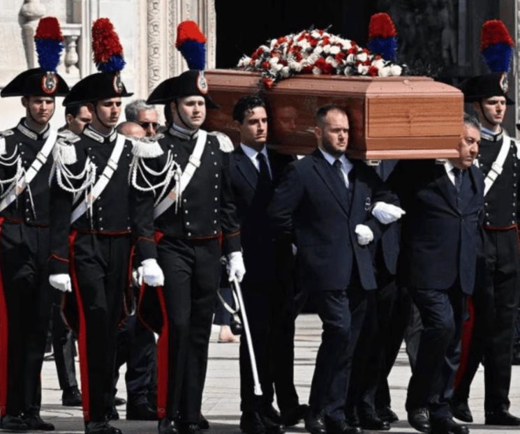 Realiza Italia funeral de Estado para Silvio Berlusconi
