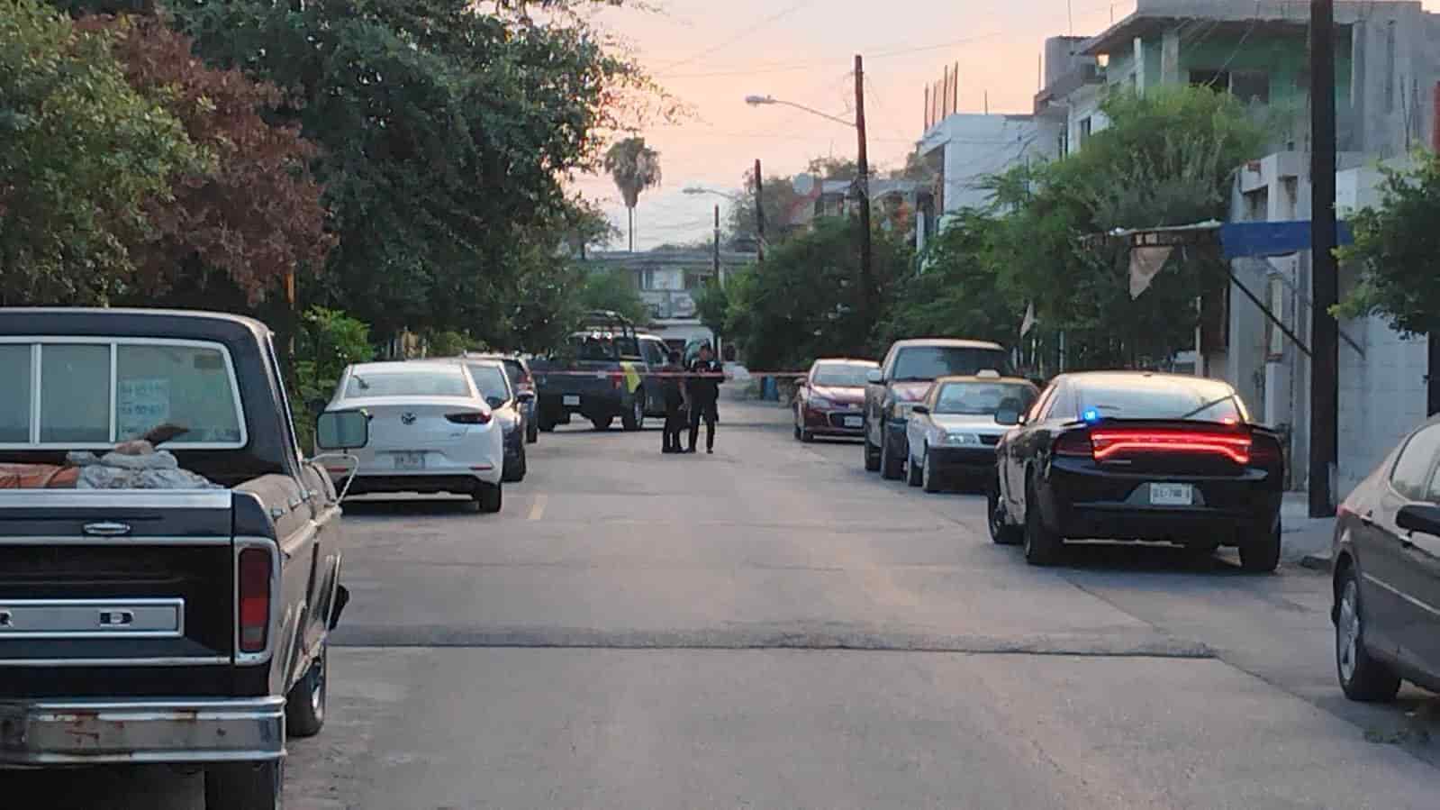 Un hombre con antecedentes penales fue privado de la vida a balazos y su cuerpo quedó en la vía pública, los agresores se dieron a la fuga, en Santa Catarina
