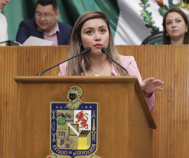 Regresa Anylú Bendición al grupo legislativo de Morena
