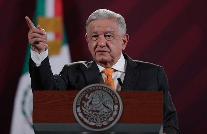 Confirma López Obrador viaje a Chile