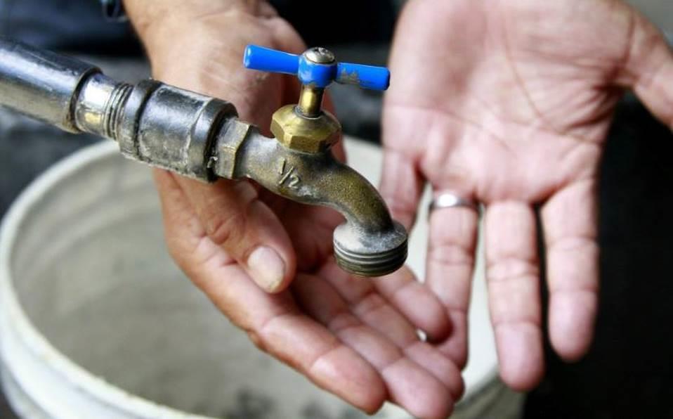 Arrecian en García acciones por falta de agua