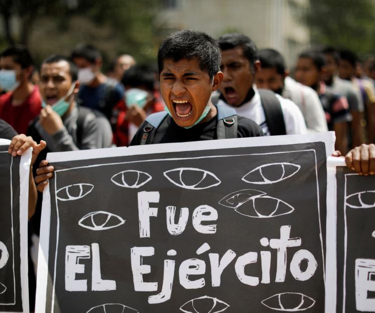 Caso Ayotzinapa: Dictan formal prisión a 8 militares
