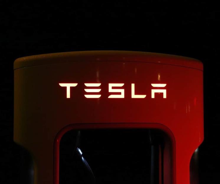 Tesla registra su peor caída en bolsa en 2 meses