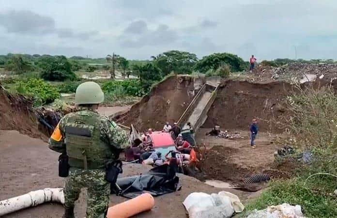 Intensas lluvias dejan deslaves en Veracruz