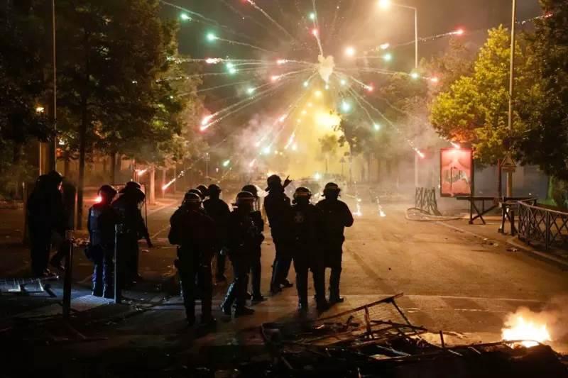 Disturbios en Francia dejan 500 detenidos