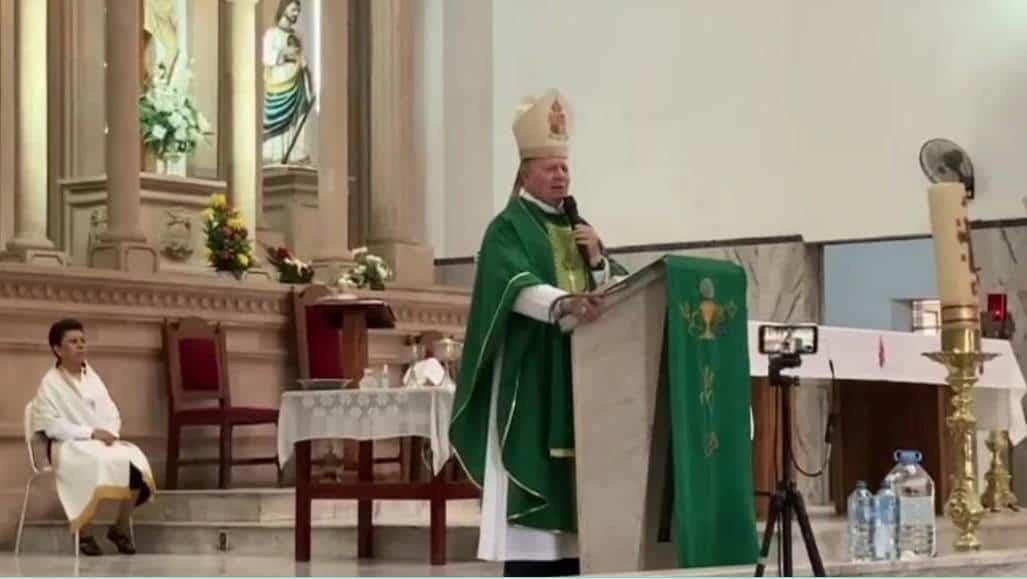 Lamenta obispo celebración de AMLO