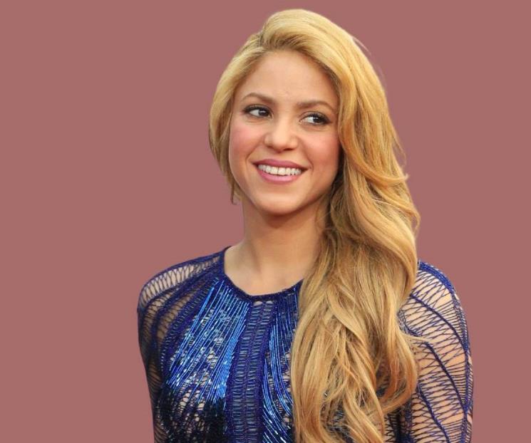 Shakira se accidenta practicando surf en Costa Rica