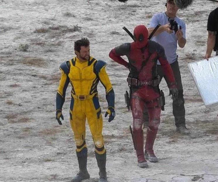 Hugh Jackman sorprende con traje amarillo de Wolverine