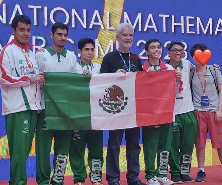 Mexicano gana oro en Olimpiada Internacional de Matemáticas