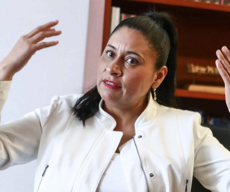 Ana Lilia Rivera busca presidir Mesa Directiva