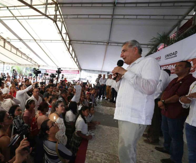 Insiste Adán Augusto en censura a Obrador