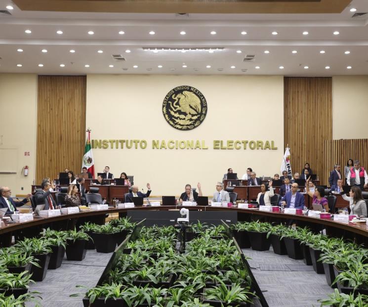 INE aprueba convocatoria para candidaturas independientes