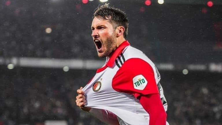 Santi Giménez seguirá en el Feyenoord