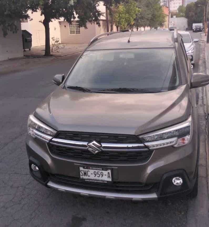 Una camioneta que contaba con reporte de robo con violencia, fue  recuperada por oficiales de la Policía de Monterrey en la Colonia San Jerónimo.