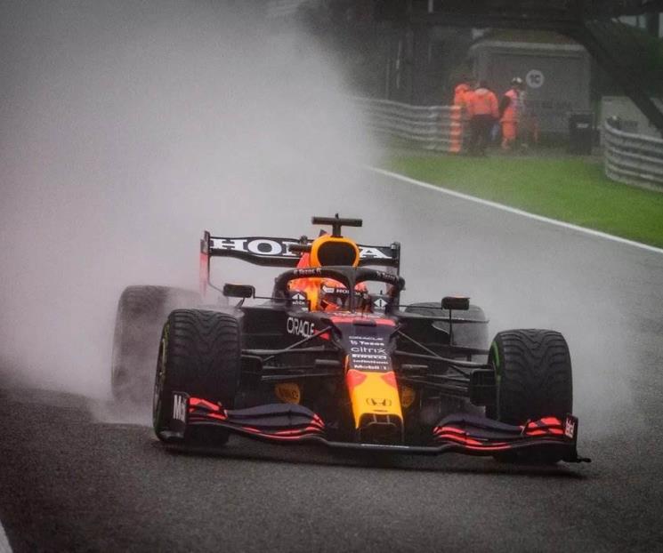 Por mal clima pilotos de F1 piden cancelar GP de Bélgica