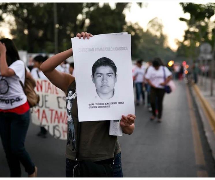 Gobierno se compromete a esclarecer caso Ayotzinapa