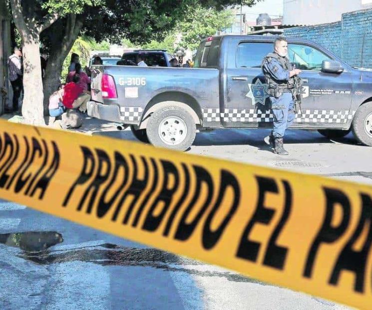 Más de 100 personas huyen de la violencia en Sinaloa