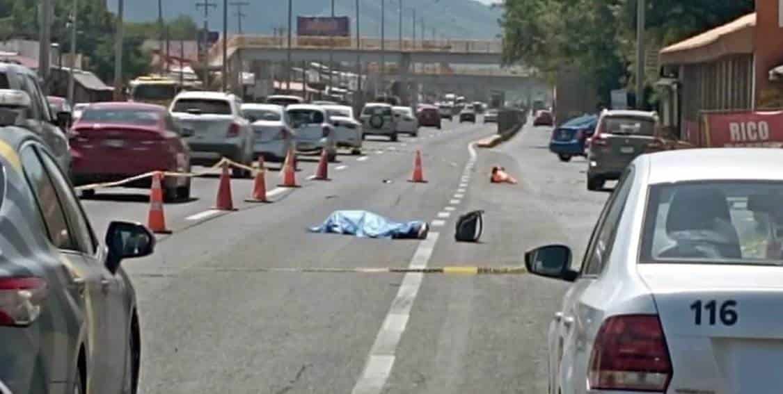 Nuevamente la Carretera Nacional de tiñó de sangre, al morir un trabajador de la construcción, que fue arrollado por una camioneta, en el municipio de Santiago.