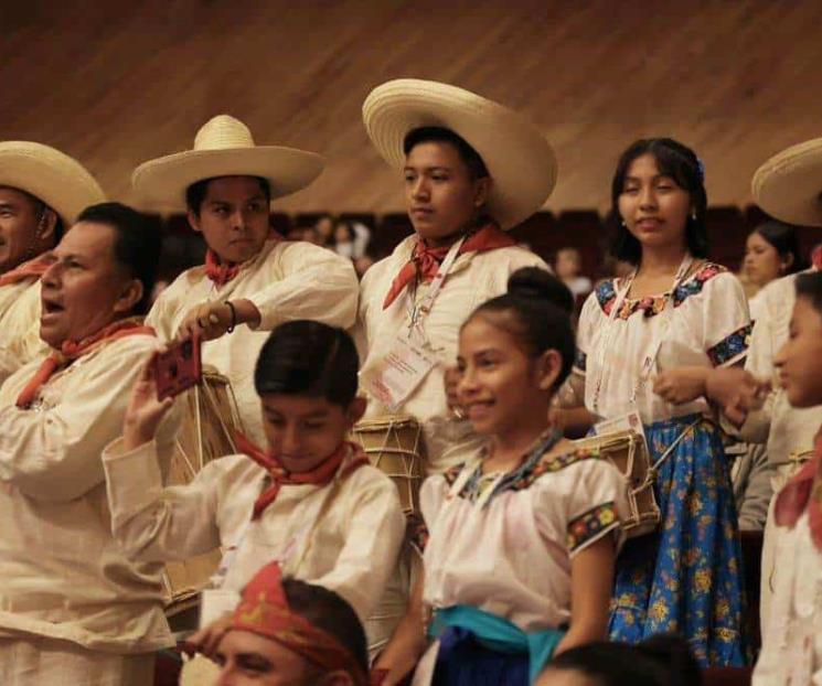 Con niños y jóvenes, celebran Juegos Autóctonos en Michoacán