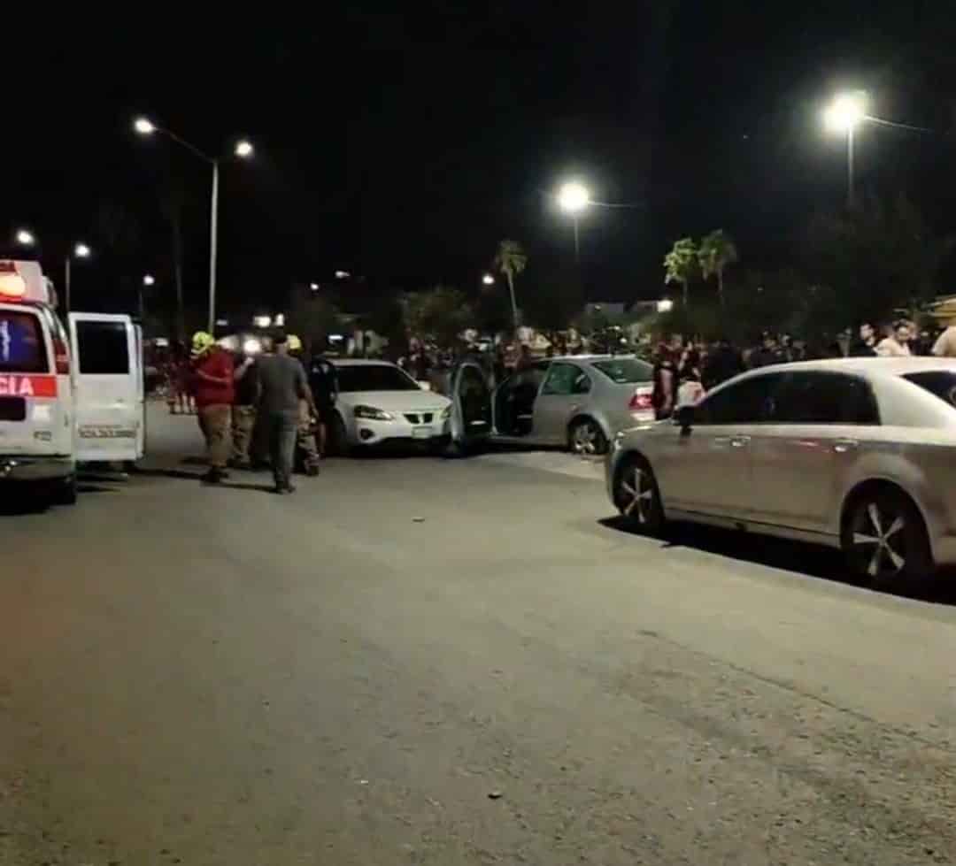 Dos hombres que se desplazaban en un vehículo, fueron acribillados a balazos por delincuentes que lograron evadir la justicia, en Montemorelos.